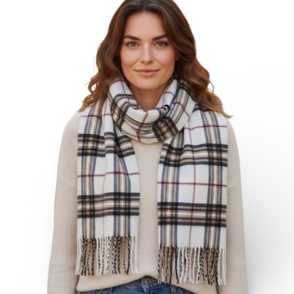 V. FRAAS Accessories - V Fraas Casmink Plaid Scarf 70 x 10 Made in Germany